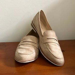 Nine West suede sand colored penny loafers
